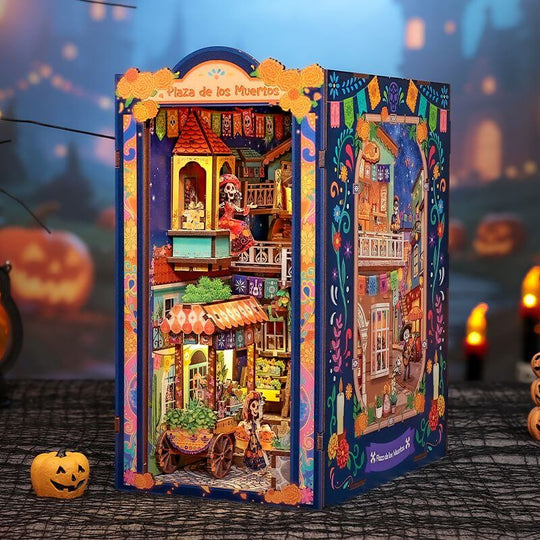 Plaza de los Muertos
